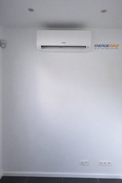 Deuxième unité intérieure Hitachi Air Home 400 installée dans une autre pièce du logement afin d’optimiser la diffusion de l’air.