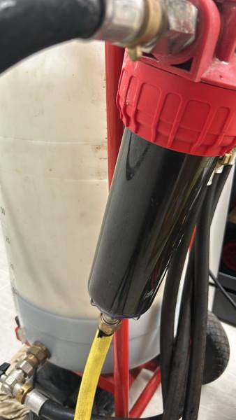 Pompe de désembouage haute performance pour éliminer boues et impuretés.