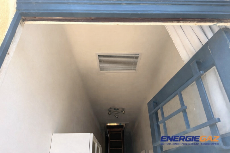 bouche de soufflage couloir discrète et esthétique