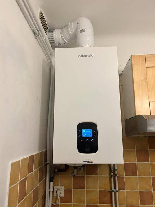 Installation de climatisation réversible à Bandol 83